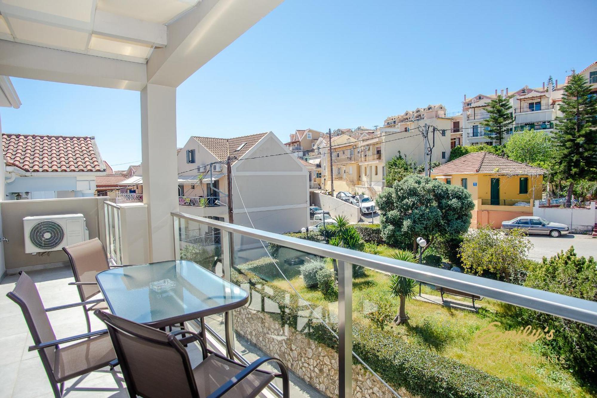 Emily'S Luxury Apartments Argostolion Exterior foto