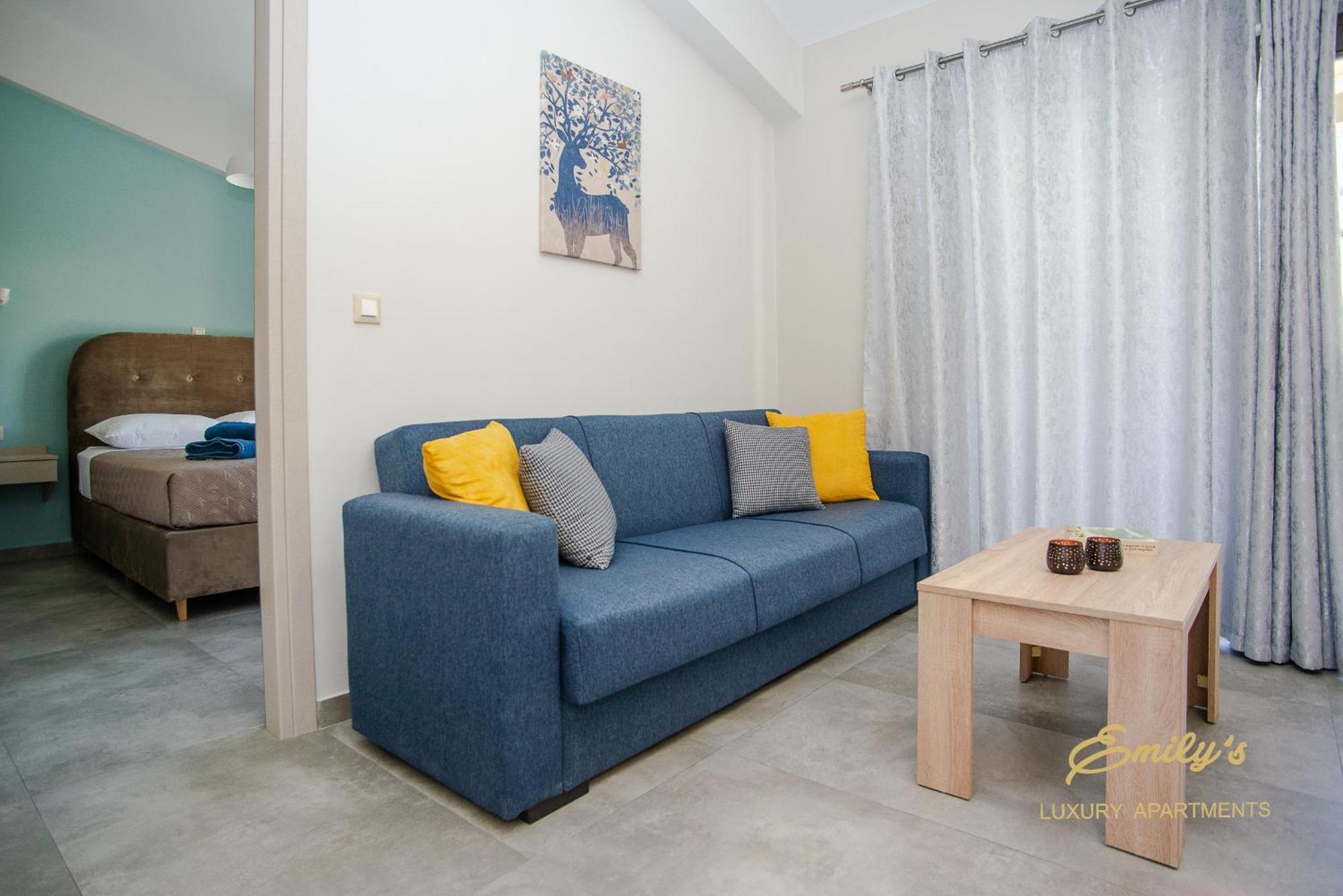 Emily'S Luxury Apartments Argostolion Exterior foto