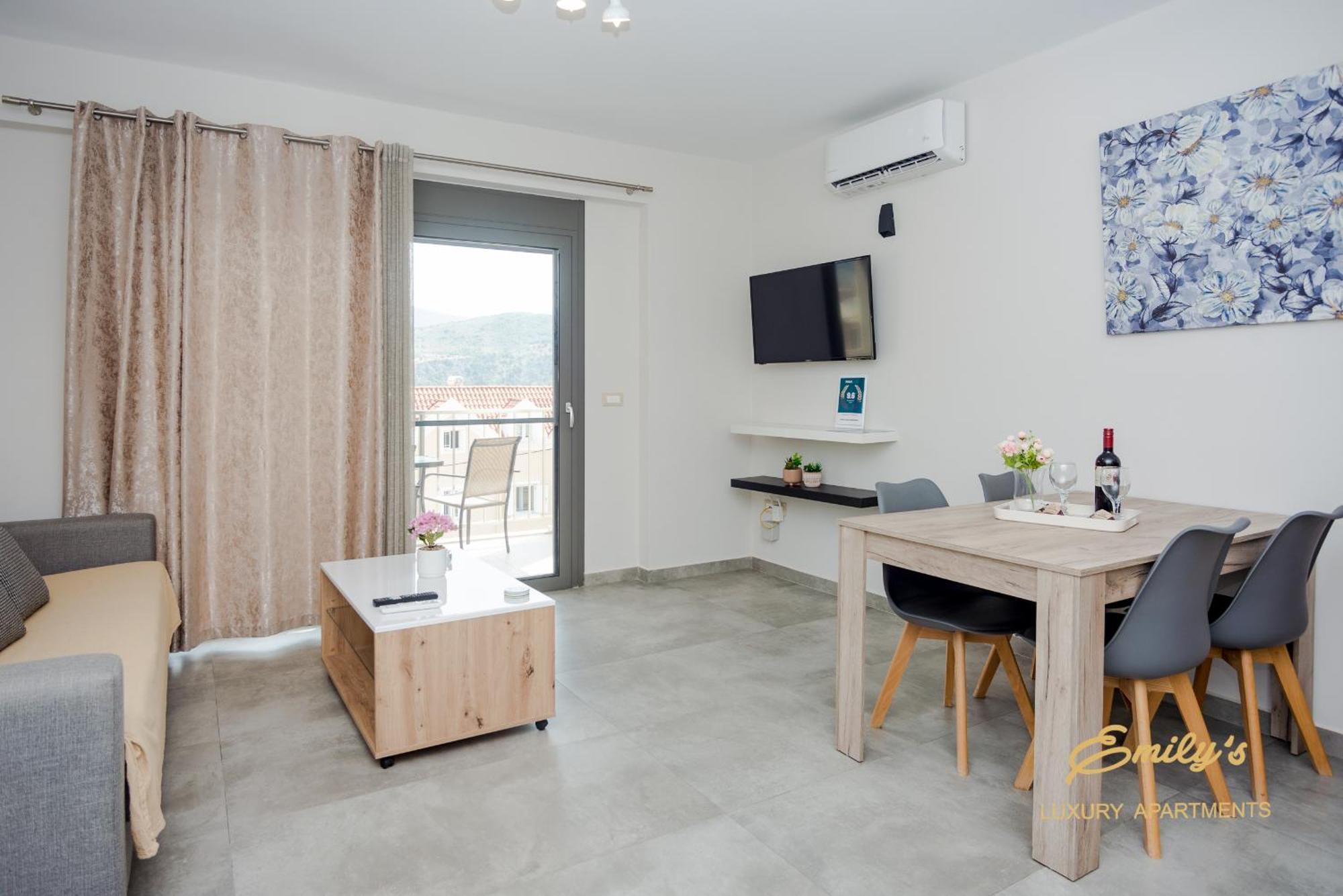 Emily'S Luxury Apartments Argostolion Exterior foto